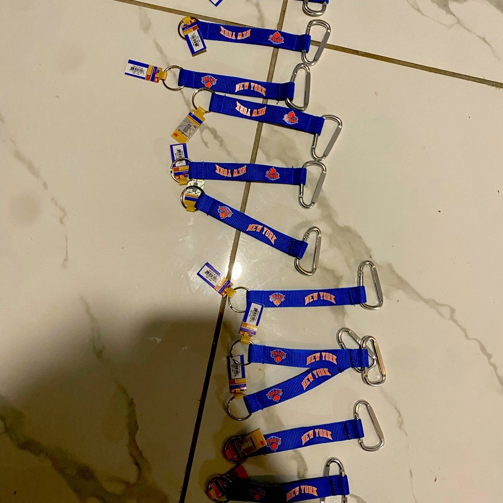 New York knicks keychain